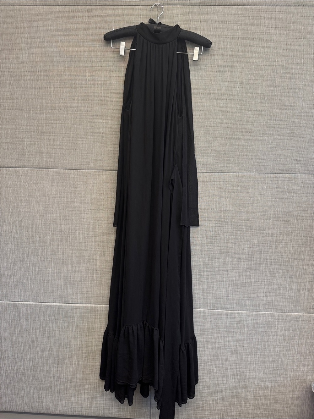 Alice + Olivia Black Textured Halter Maxi Dress